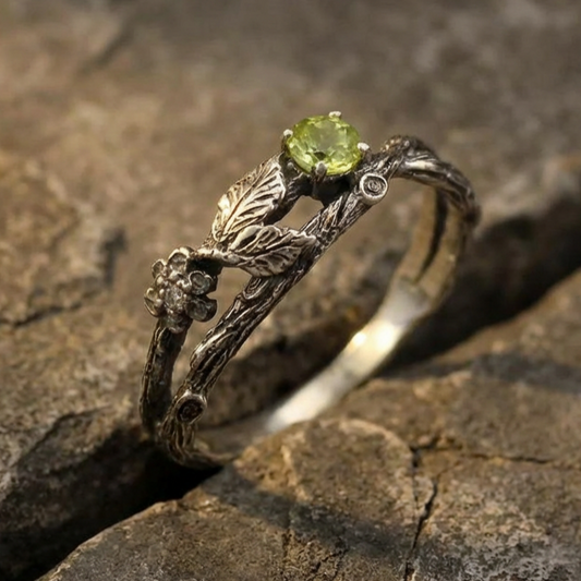 Vintage Fashion Silver Plated Branch Inlaid Zircon Ring