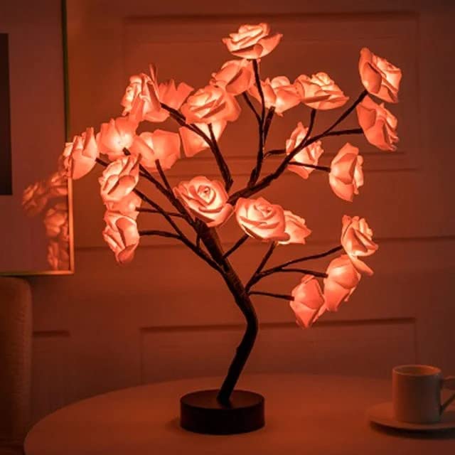 VALENTINES | Rose Tree Lamp 🌷💋