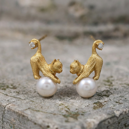 Vintage Golden Kitty Pearl Earrings