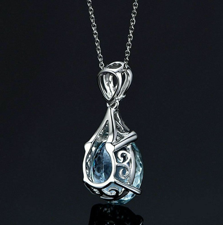 Carat Aquamarine Pendant