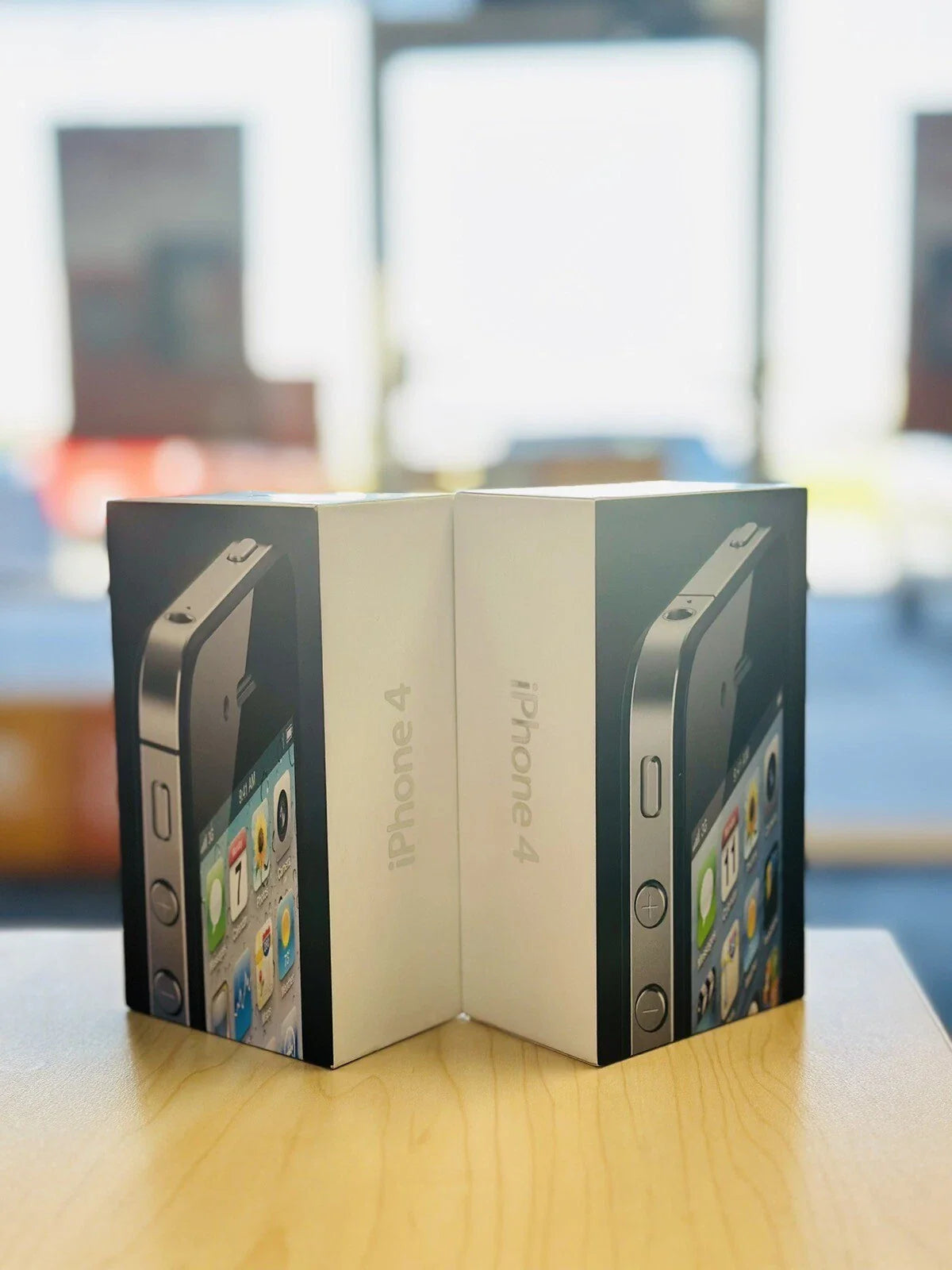 Apple iPhone 4 32GB Smartphone Unlocked - Black🔥