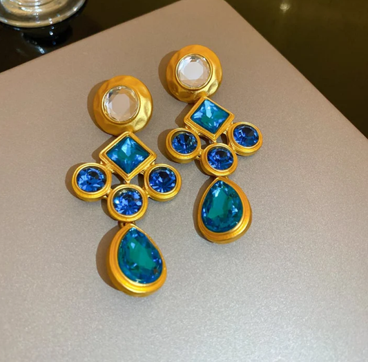 🏆Medieval vintage earrings